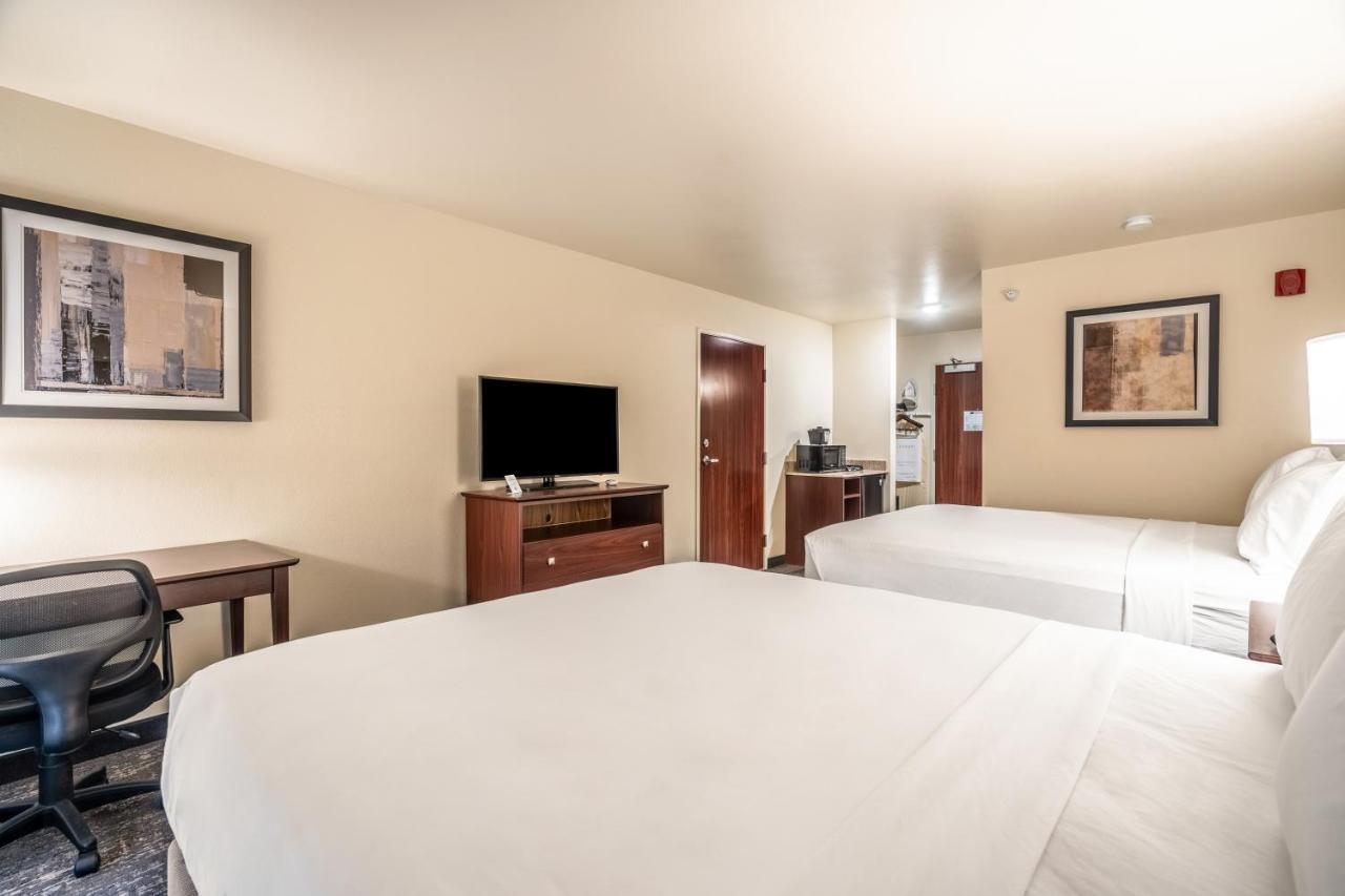 Cobblestone Inn & Suites - Kermit Ngoại thất bức ảnh
